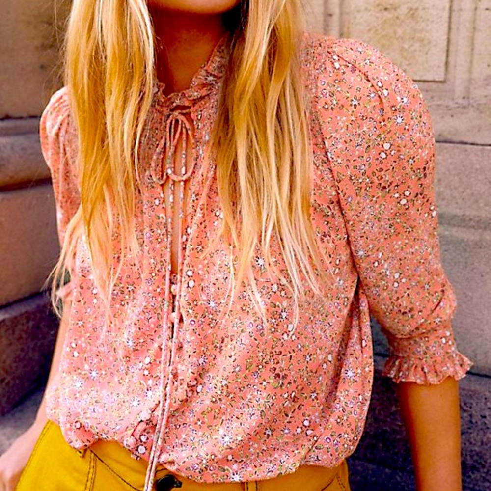 Lela Floral Blouse